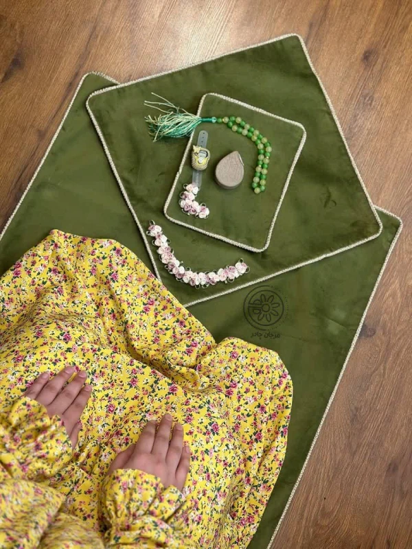 مرجان چادر قم