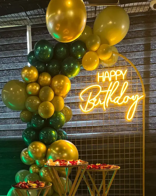 کافه مونه قم