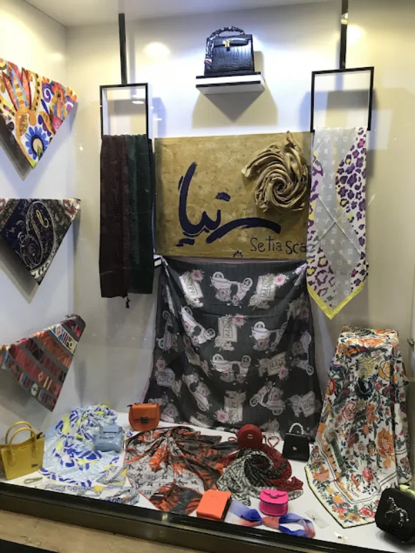  شال و روسری ستیا قم