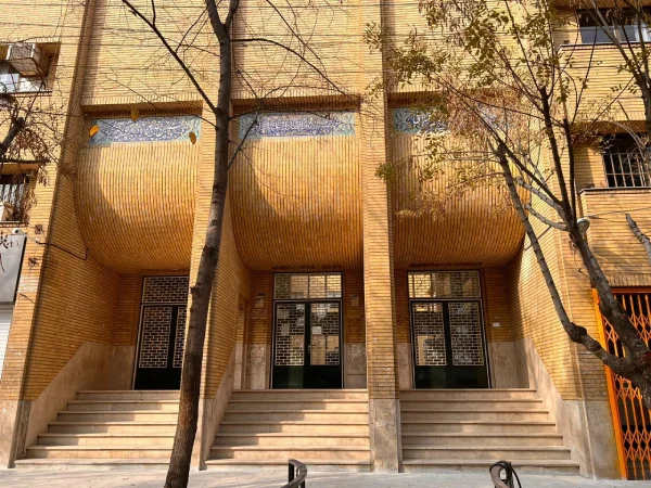 کتابخانه امام صادق قم